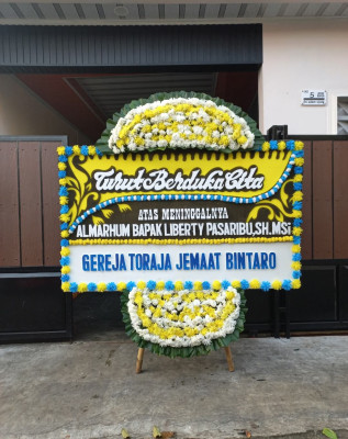 Papan Bunga Duka di Gunungsitoli Idanoi
